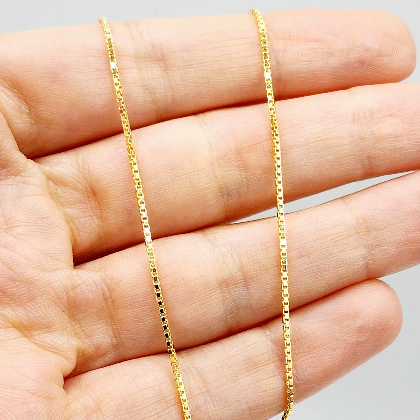 10kt Yellow Gold Box Chain 1mm 16 To 24 Inches