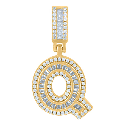 925 Sterling Silver Cz Pendant Initial Letter "Q"