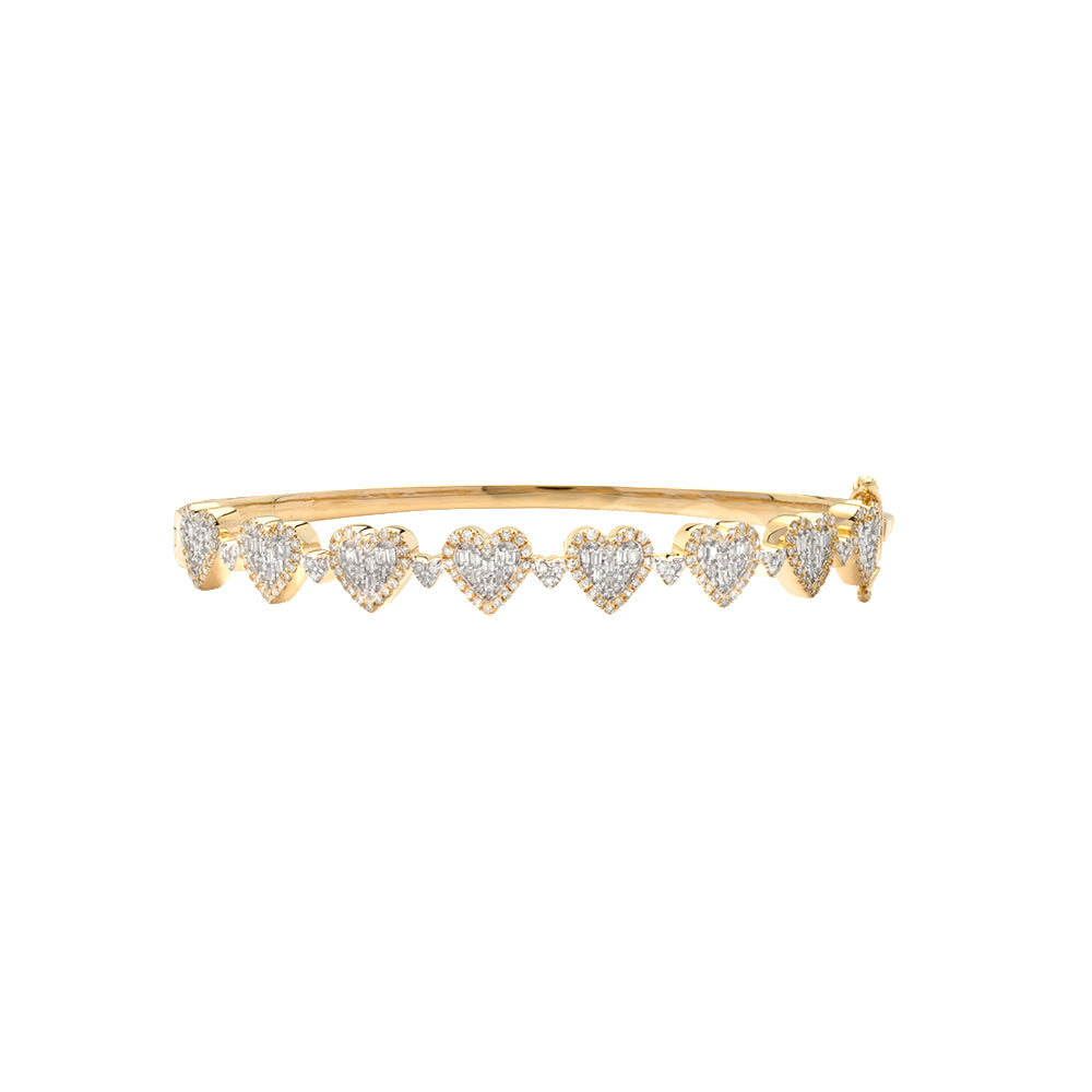 14KY 1.00TW BAGUETTE DIAMOND HEART CLUSTER BANGLE