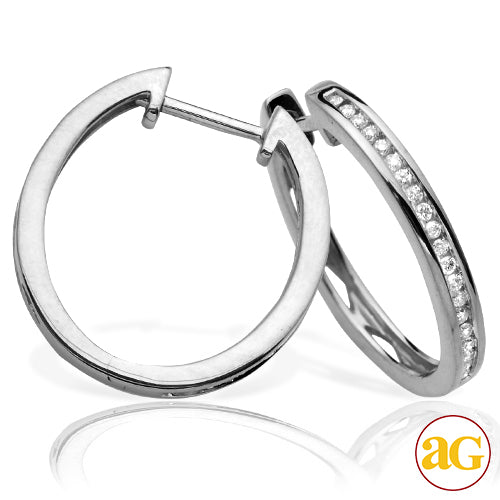 14KW 0.25CTW DIAMOND CHANNEL SET OVAL HOOP EARRING